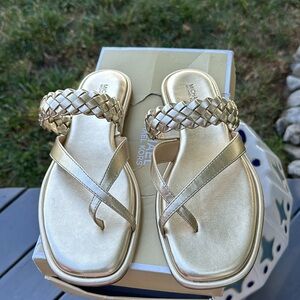 Michael Kors Sandals Size 8, Flip-Flop, Thong Slide Gold